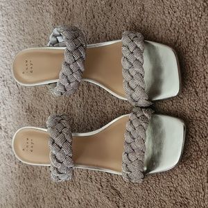 Sparkly Silver Braided Highheels